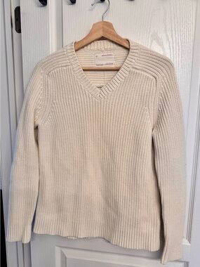 Banana Republic Heritage Collection Cream V-Neck Ribbed Sweater